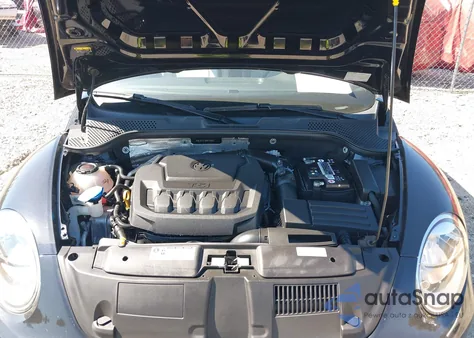 2019 Volkswagen Beetle 2.0T Se из США, поврежденный, VIN 3VWJD7AT2KM719645